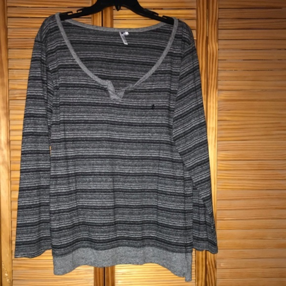 Izod Black & Gray Long Sleeve Tee Shirt 2X